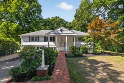 81 Alder Rd 1