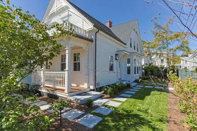 6 Washington Avenue 1
