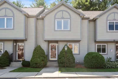 55 Littleton Rd #11B 1
