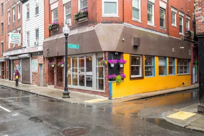 76 Salem Street 1