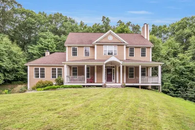 18 Danforth Ln 1