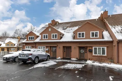 31 Casablanca Ct #31 1