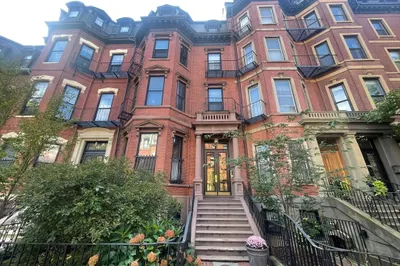 70 Marlborough St #2