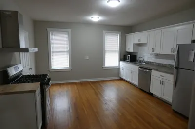 2 Main St #3