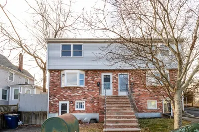 82 Glendower Rd #82