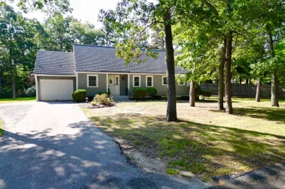 9 Megansett Dr #9 1