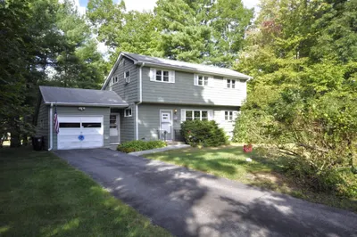 122 Sunset Dr 1