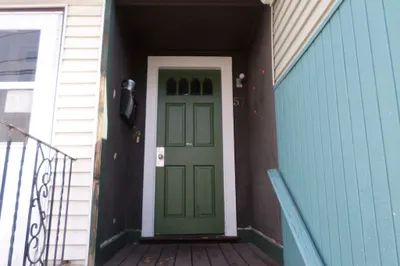57 Bloomingdale St