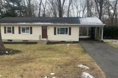 12 Linwood Dr 1