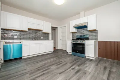 16 Taft St #2 1