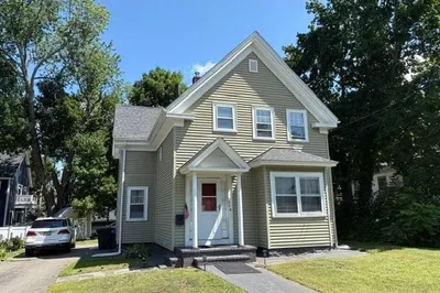 154 Lincoln Street 1