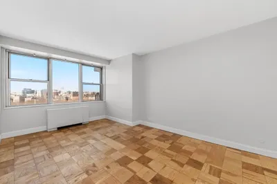 151 Tremont St #14H