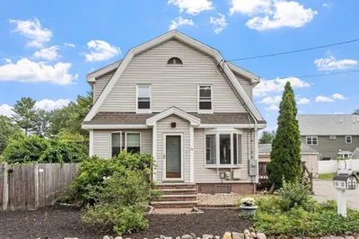 75 Maple Road 1