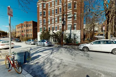 129 Chiswick Rd #16