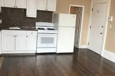 14 Monument Square #2-6