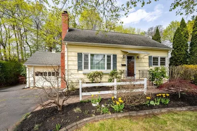 250 Poplar Ave