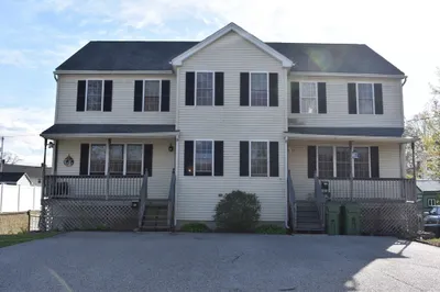 27 Arcade St #27