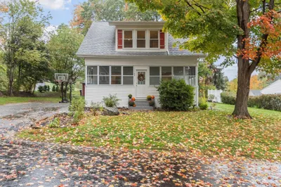 24 Dewey Ave 1