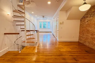 42 Bigelow Stree St #1