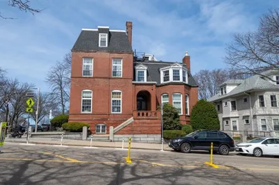 838 E Broadway #7