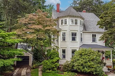 18 North Prospect St 1