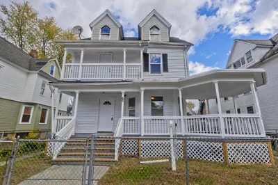 65 Montrose St 1