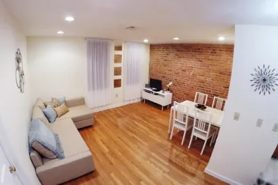 65 Hemenway St #8