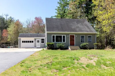 52 Clear Pond Rd 1