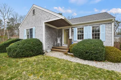 135 Plum Hollow Rd