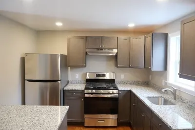 92 School St #6