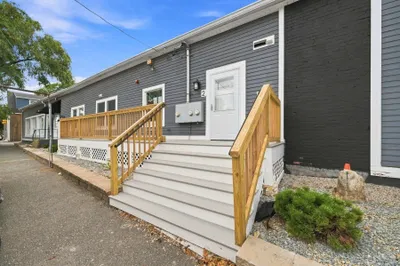 324 Essex Street #2 1