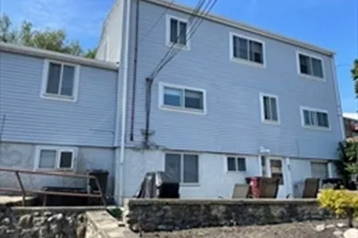 95 Endicott Ave #2