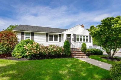 19 Samoset Road 1