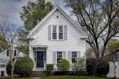 10 Forest Ave 1