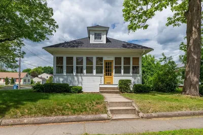 342 Davis St