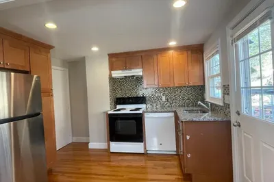 34 Park Ave Ext #1