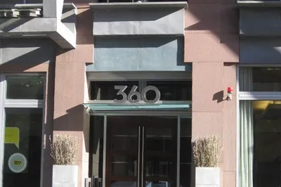 360 Newbury St #609 1