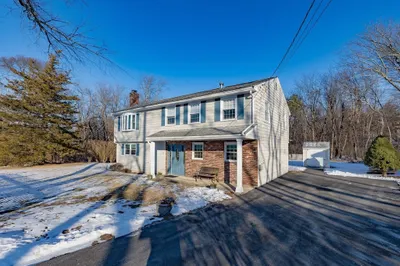 30 Arlington Rd 1