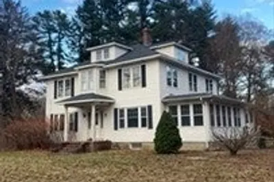 84 Taunton Ave 1