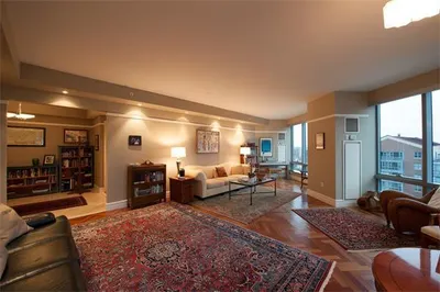 1 Avery St #19A