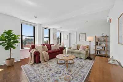 4 Charlesgate E #701 1