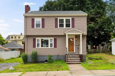 61 Clifton St