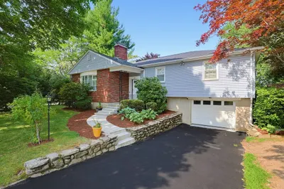18 Fletcher St 1