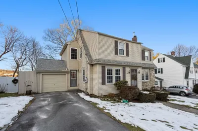 12 Zenith Dr 1