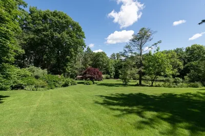 110 Robin Road