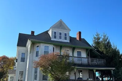 26 Benefit St 1
