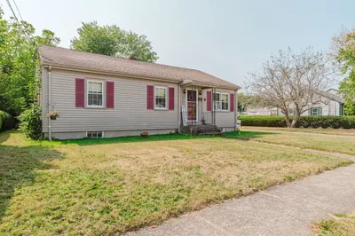 1014 Churchill St 1