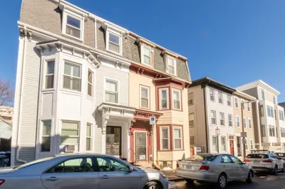 11 Vinton St 1