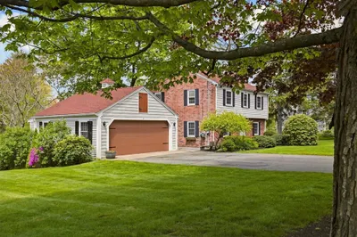 21 Temple Drive 1