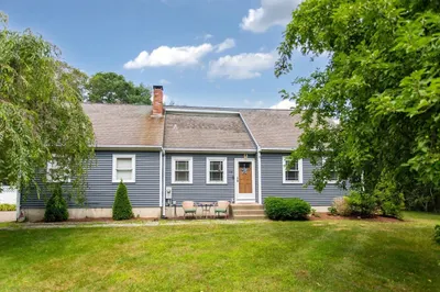 64 Dorothy Dr 1